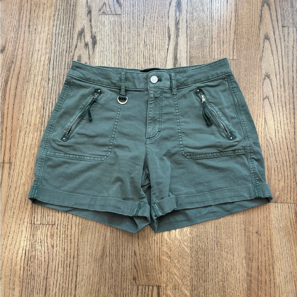 WHBM Pret a Play mid rise shorts
